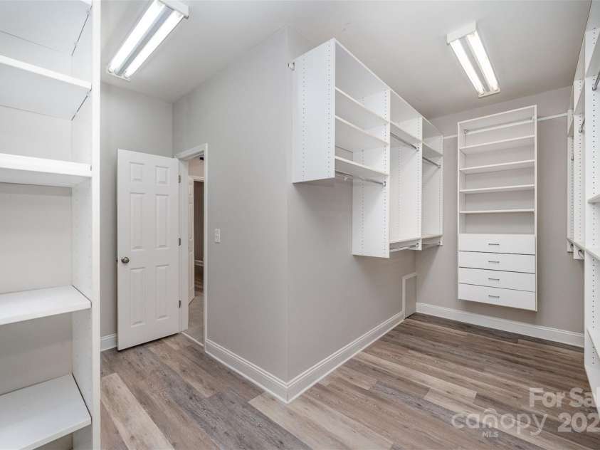 1033 Marguerite Drive, Lowell, NC 28098.  MLS# CAR4250260, YatesRealty ID 16947. 