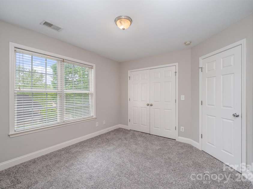 1033 Marguerite Drive, Lowell, NC 28098.  MLS# CAR4250260, YatesRealty ID 16947. 