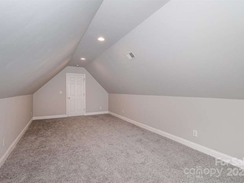 1033 Marguerite Drive, Lowell, NC 28098.  MLS# CAR4250260, YatesRealty ID 16947. 