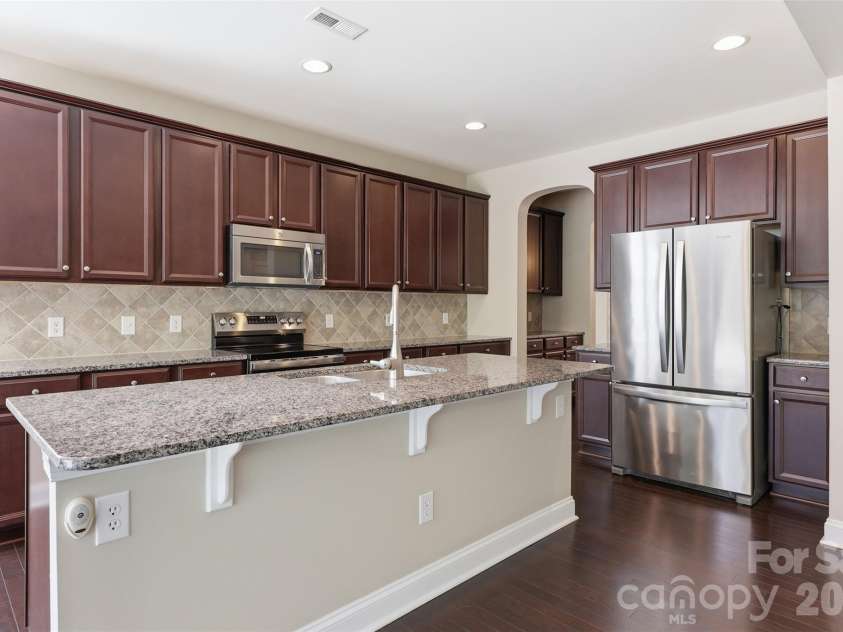 962 Treasure Court, Fort Mill, SC 29708.  MLS# CAR4358707, YatesRealty ID 16948. 