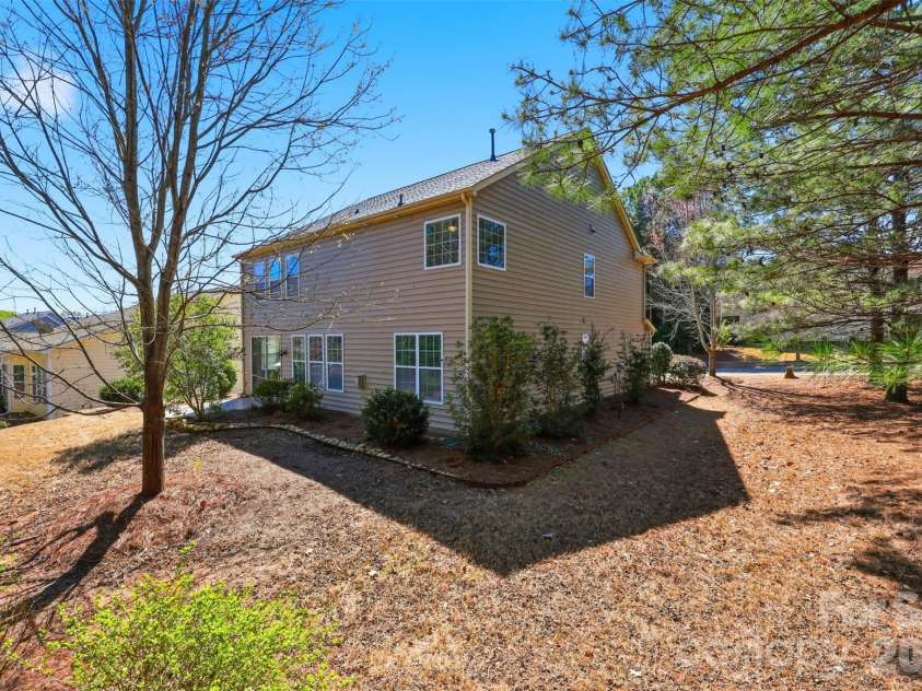 962 Treasure Court, Fort Mill, SC 29708.  MLS# CAR4358707, YatesRealty ID 16948. 