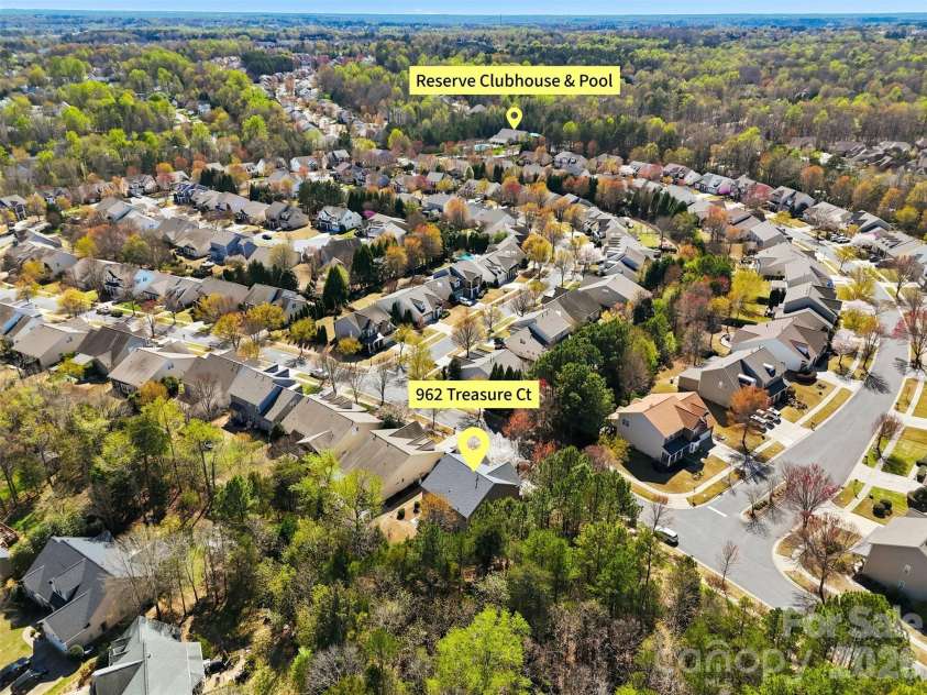 962 Treasure Court, Fort Mill, SC 29708.  MLS# CAR4358707, YatesRealty ID 16948. 