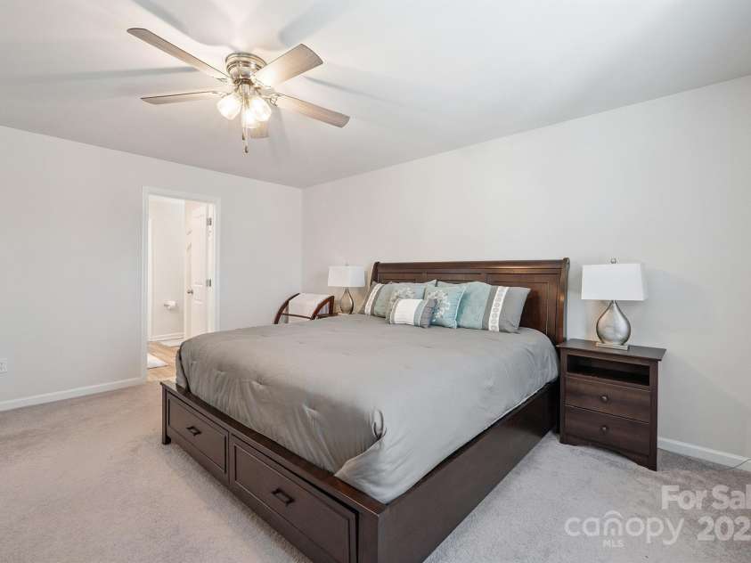 2754 Legacy Ridge Lane, Catawba, NC 28609.  MLS# CAR4283022, YatesRealty ID 16949. 