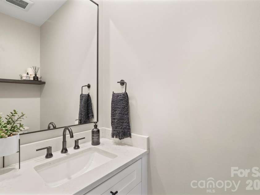 6610 Blackwood Lane, Waxhaw, NC 28173.  MLS# CAR4322949, YatesRealty ID 16949. 