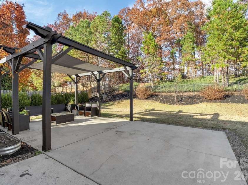 6610 Blackwood Lane, Waxhaw, NC 28173.  MLS# CAR4322949, YatesRealty ID 16949. 
