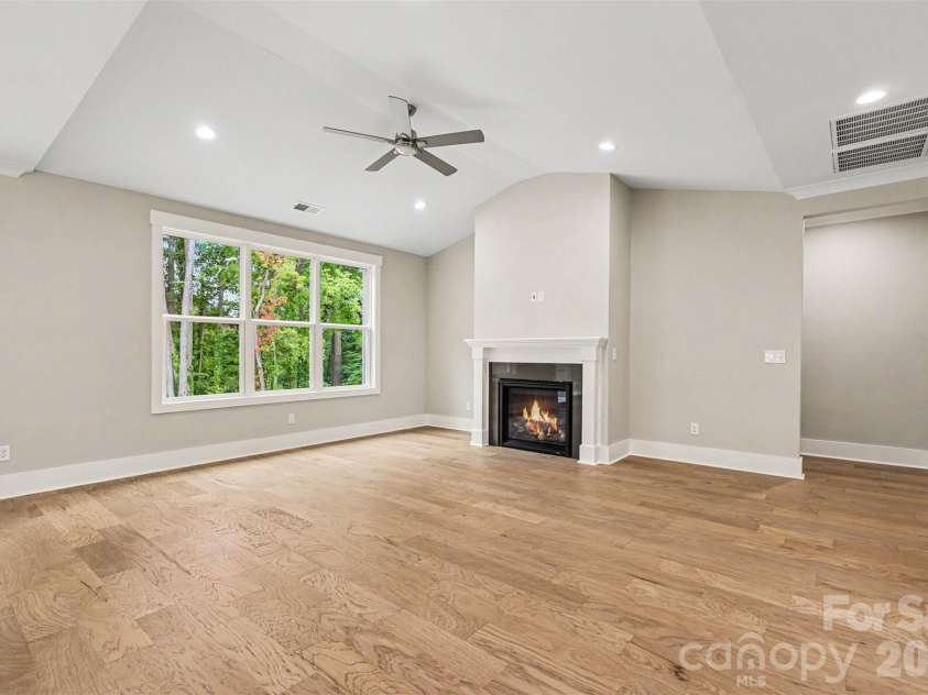 1407 Jack White Drive, Rock Hill, SC 29732.  MLS# CAR4305579, YatesRealty ID 1695. Great Room