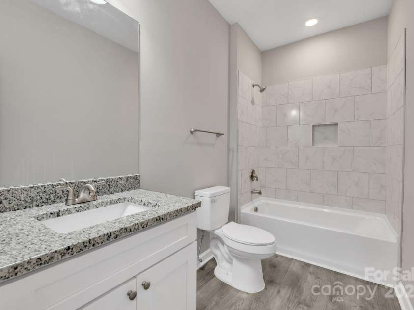 427 Queens Court, Gastonia, NC 28052.  MLS# CAR4228766, YatesRealty ID 1695. 