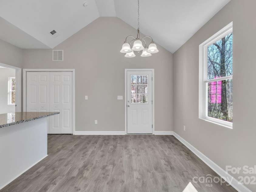 427 Queens Court, Gastonia, NC 28052.  MLS# CAR4228766, YatesRealty ID 1695. 