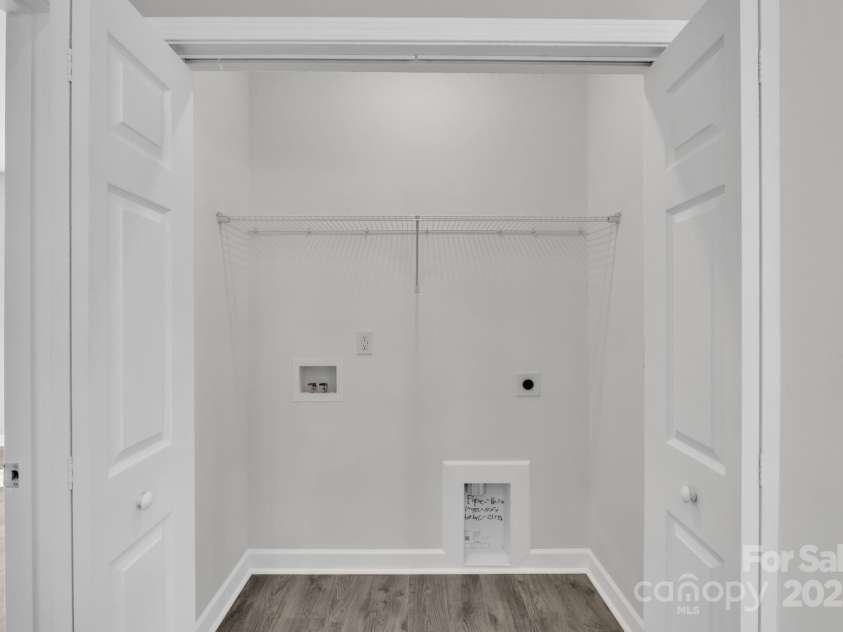 427 Queens Court, Gastonia, NC 28052.  MLS# CAR4228766, YatesRealty ID 1695. 