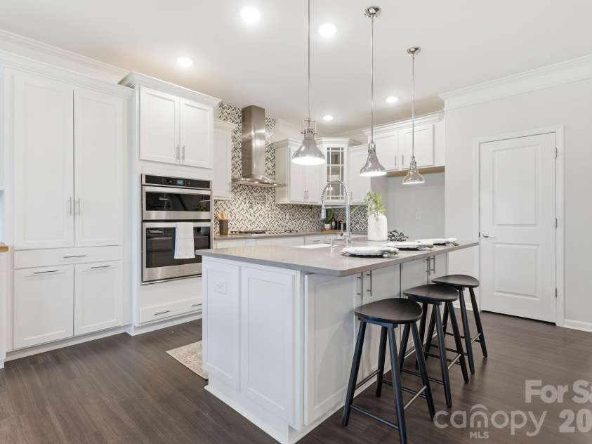 2612 Keady Mill Loop, Kannapolis, NC 28081.  MLS# CAR4318047, YatesRealty ID 16950. Kitchen