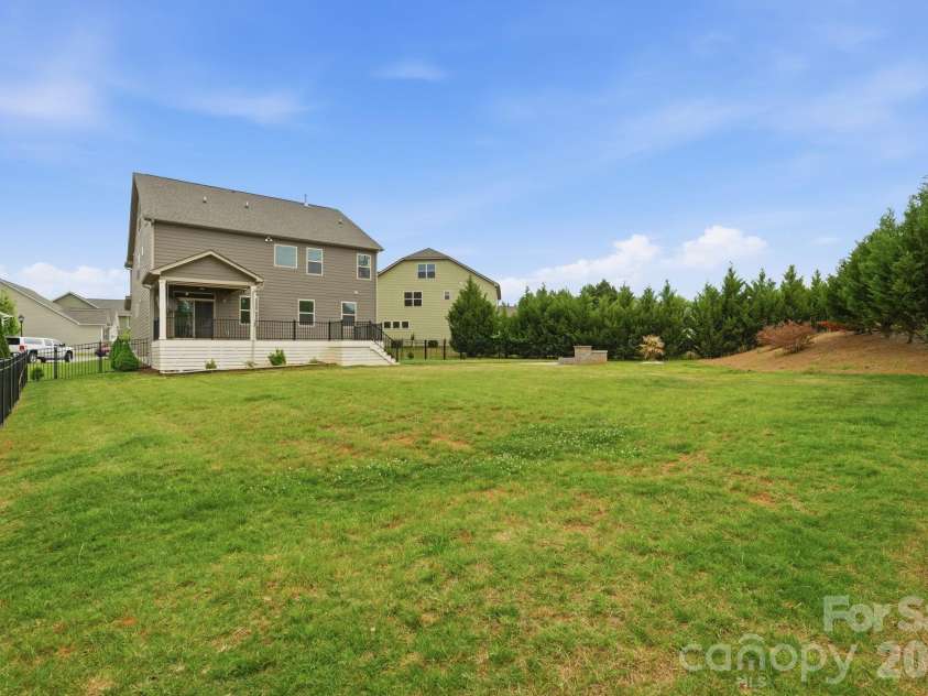 2612 Keady Mill Loop, Kannapolis, NC 28081.  MLS# CAR4318047, YatesRealty ID 16950. Private Backyard