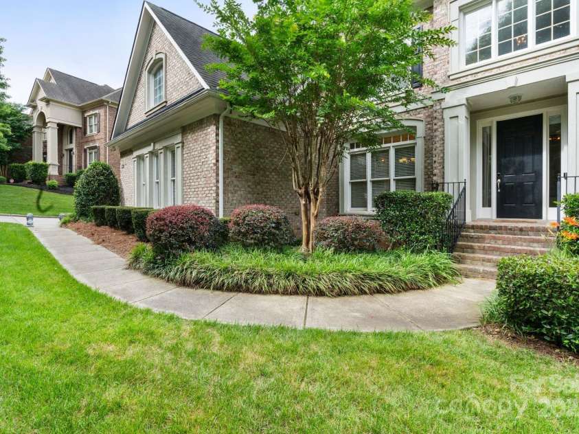 9433 Wallace Pond Drive, Huntersville, NC 28078.  MLS# CAR4257961, YatesRealty ID 16950. 