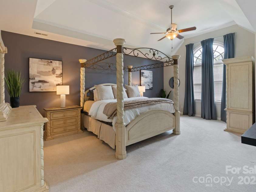 9433 Wallace Pond Drive, Huntersville, NC 28078.  MLS# CAR4257961, YatesRealty ID 16950. 