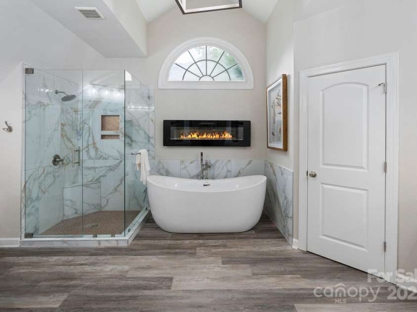 9433 Wallace Pond Drive, Huntersville, NC 28078.  MLS# CAR4257961, YatesRealty ID 16950. 