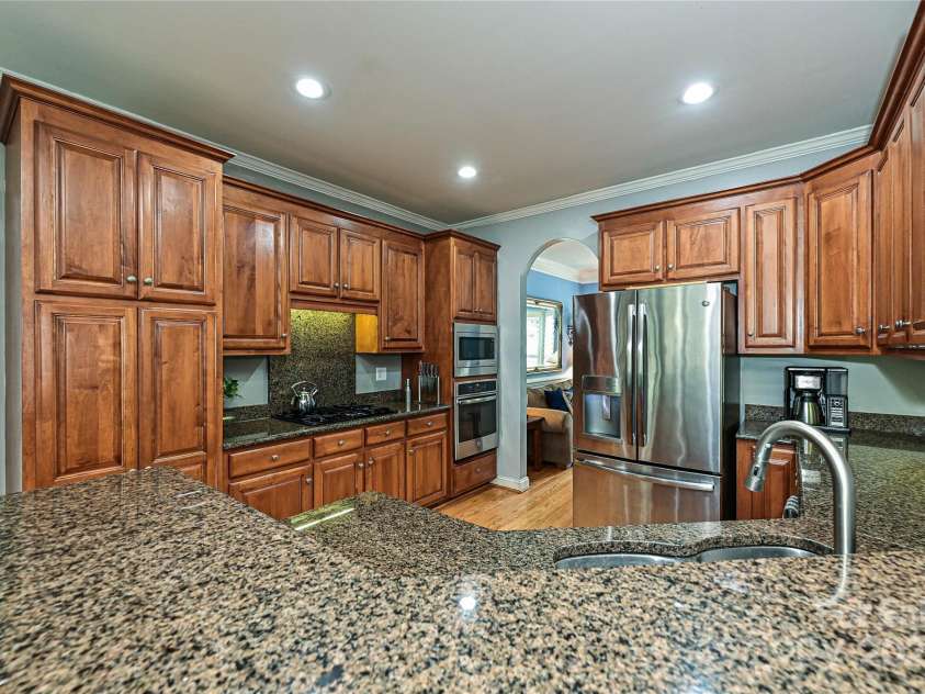 11232 Tradition View Drive, Charlotte, NC 28269.  MLS# CAR4251641, YatesRealty ID 16951. 