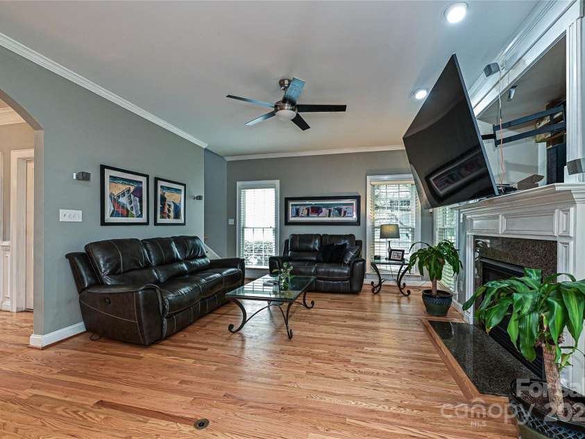 11232 Tradition View Drive, Charlotte, NC 28269.  MLS# CAR4251641, YatesRealty ID 16951. 