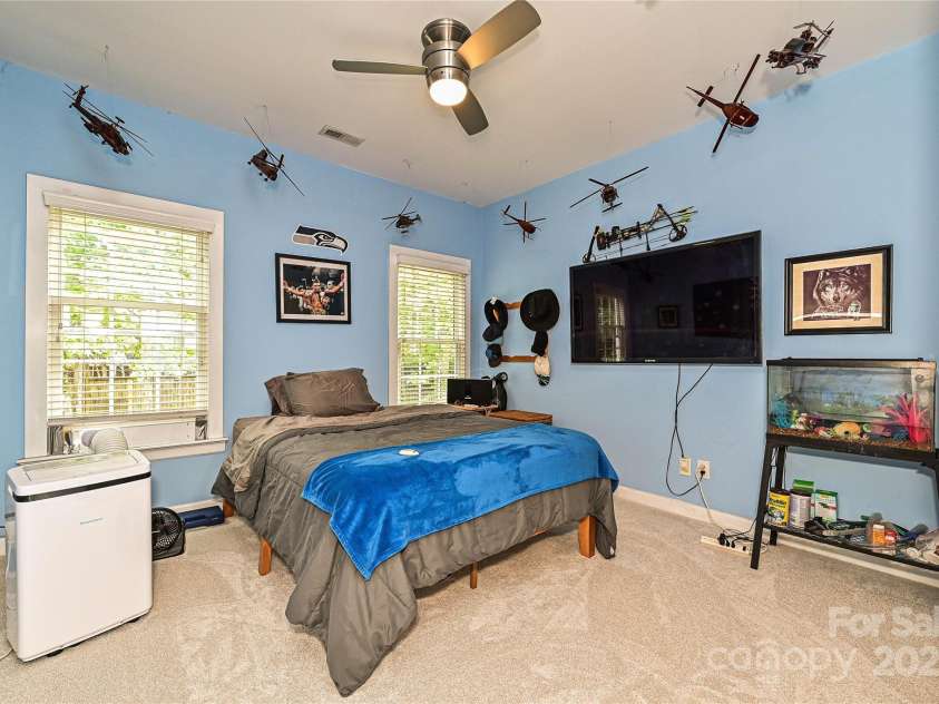 11232 Tradition View Drive, Charlotte, NC 28269.  MLS# CAR4251641, YatesRealty ID 16951. 