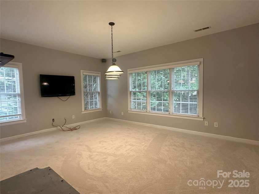 11232 Tradition View Drive, Charlotte, NC 28269.  MLS# CAR4251641, YatesRealty ID 16951. 