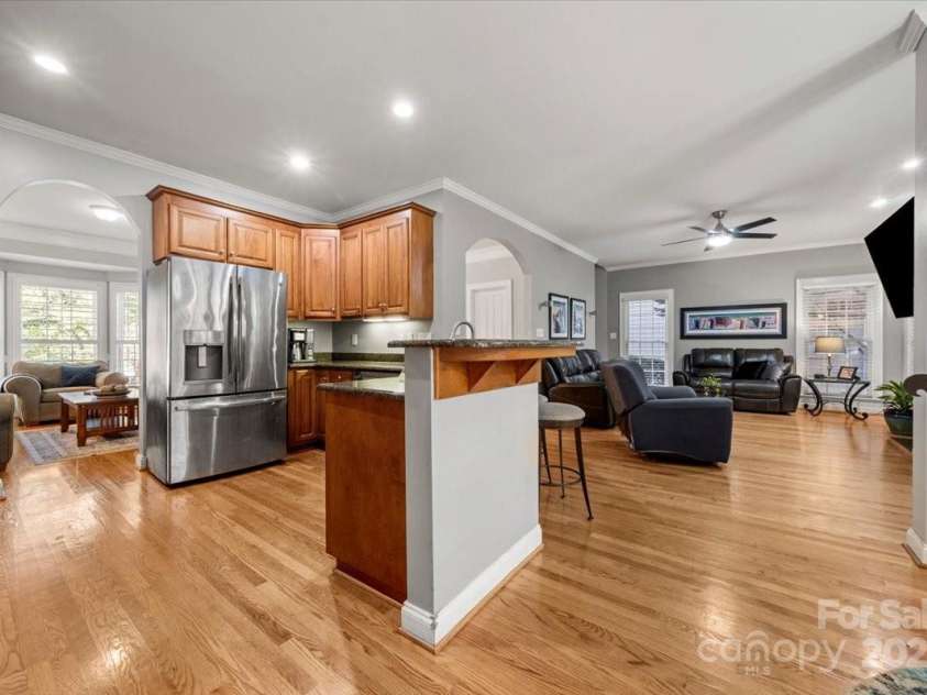 11232 Tradition View Drive, Charlotte, NC 28269.  MLS# CAR4310240, YatesRealty ID 16951. 