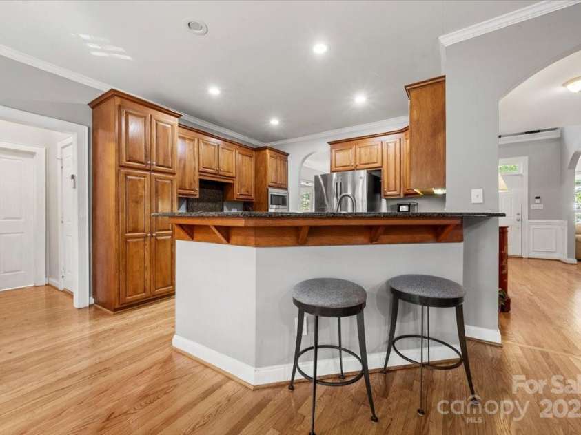 11232 Tradition View Drive, Charlotte, NC 28269.  MLS# CAR4310240, YatesRealty ID 16951. 