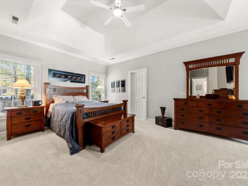 11232 Tradition View Drive, Charlotte, NC 28269.  MLS# CAR4310240, YatesRealty ID 16951. 