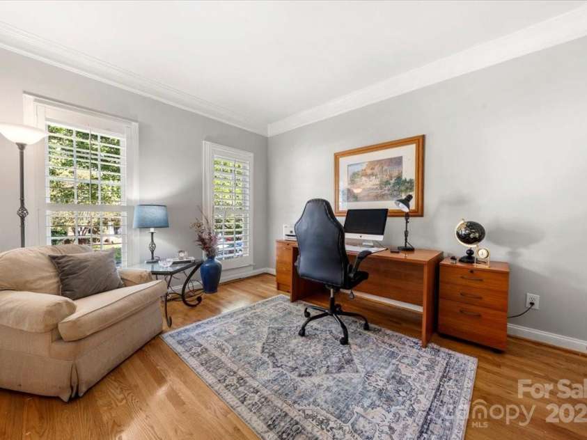 11232 Tradition View Drive, Charlotte, NC 28269.  MLS# CAR4310240, YatesRealty ID 16951. Office -Flex