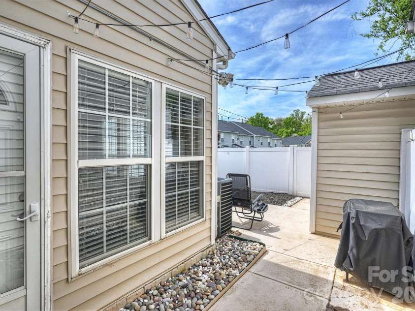 2002 Cramerton Village Drive, Cramerton, NC 28032.  MLS# CAR4368214, YatesRealty ID 16953. 