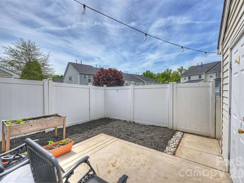 2002 Cramerton Village Drive, Cramerton, NC 28032.  MLS# CAR4368214, YatesRealty ID 16953. 
