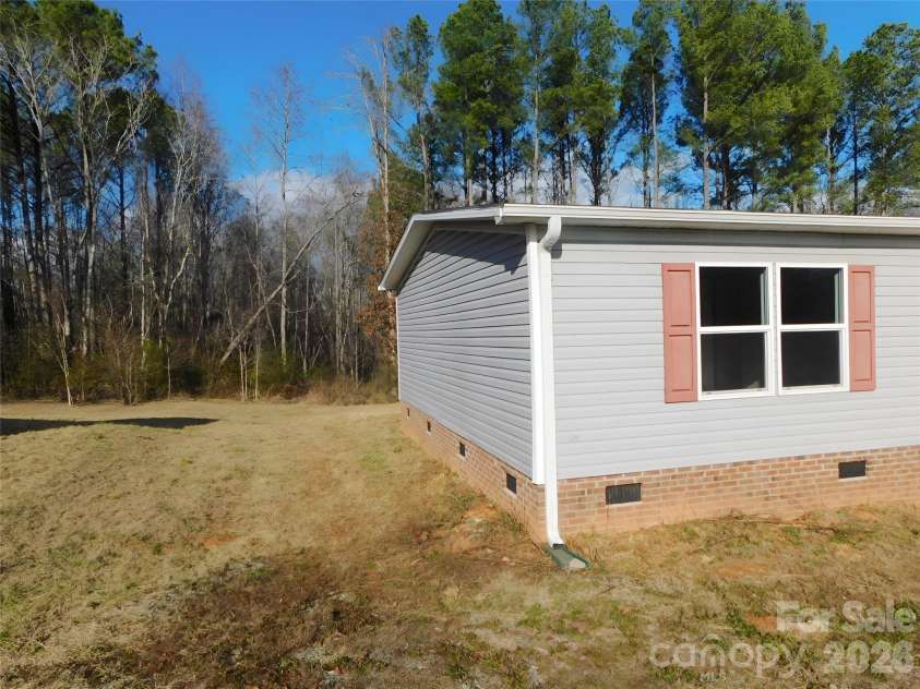 149 Bramble Trail, Salisbury, NC 28144.  MLS# CAR4336235, YatesRealty ID 16954. 