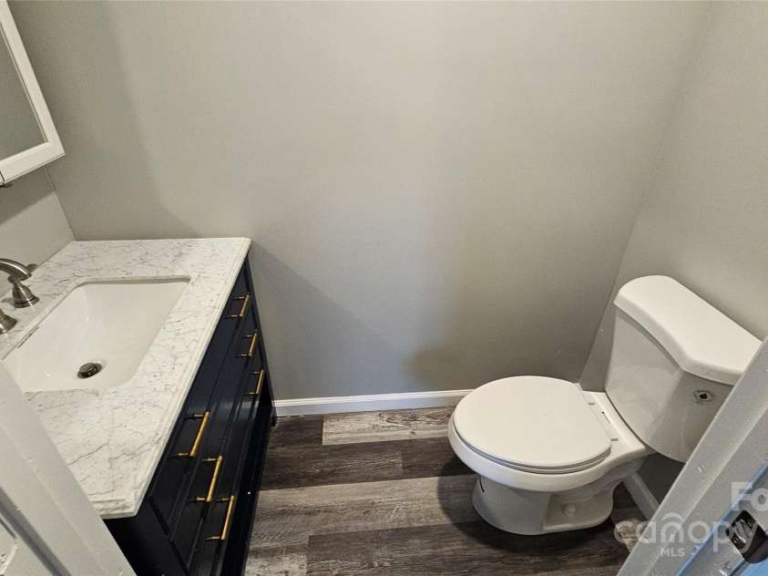 355 Round Knob Church Road, West Jefferson, NC 28694.  MLS# CAR4251563, YatesRealty ID 16954. 