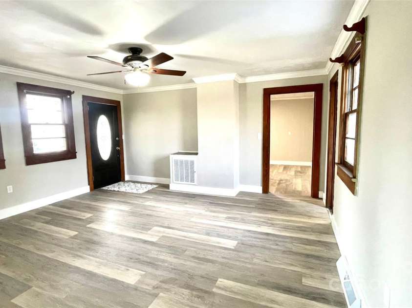 16603 NC Hwy 73 Highway, Albemarle, NC 28001.  MLS# CAR4253474, YatesRealty ID 16955. Living