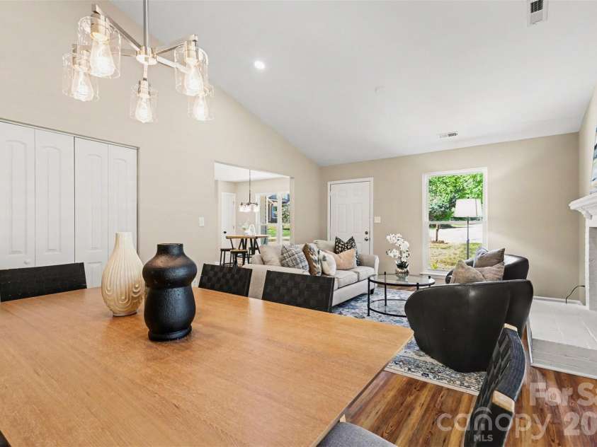 5801 Rocky Mount Court, Charlotte, NC 28214.  MLS# CAR4372194, YatesRealty ID 16955. 