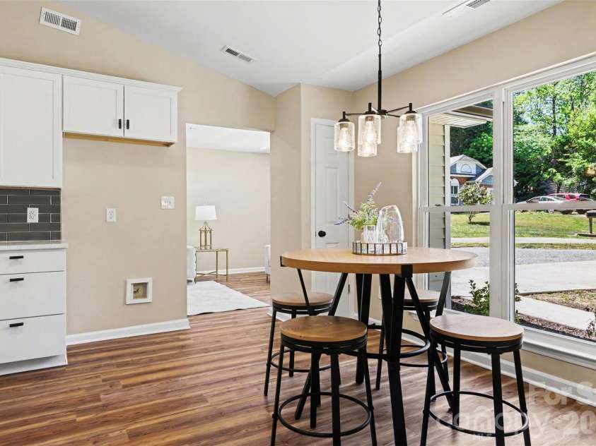5801 Rocky Mount Court, Charlotte, NC 28214.  MLS# CAR4372194, YatesRealty ID 16955. 