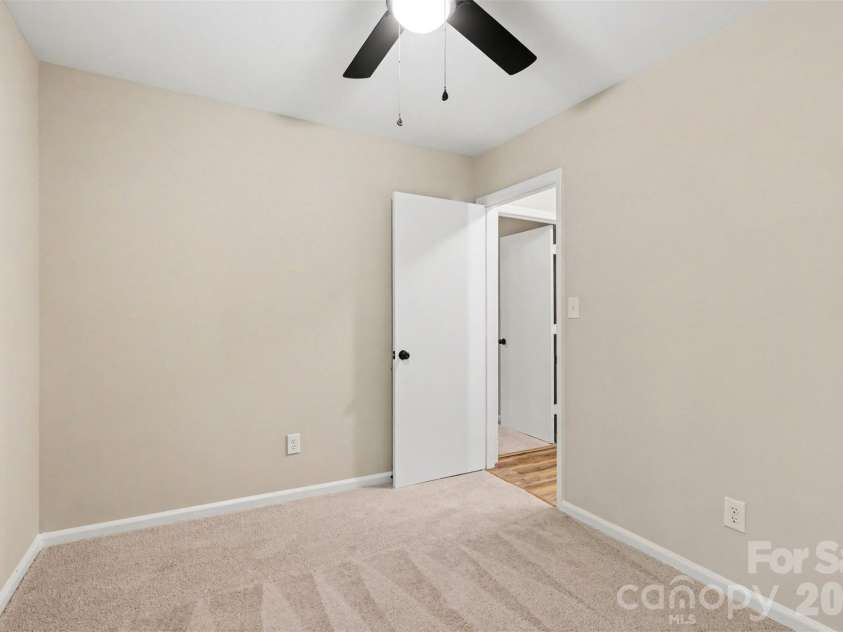 5801 Rocky Mount Court, Charlotte, NC 28214.  MLS# CAR4372194, YatesRealty ID 16955. 