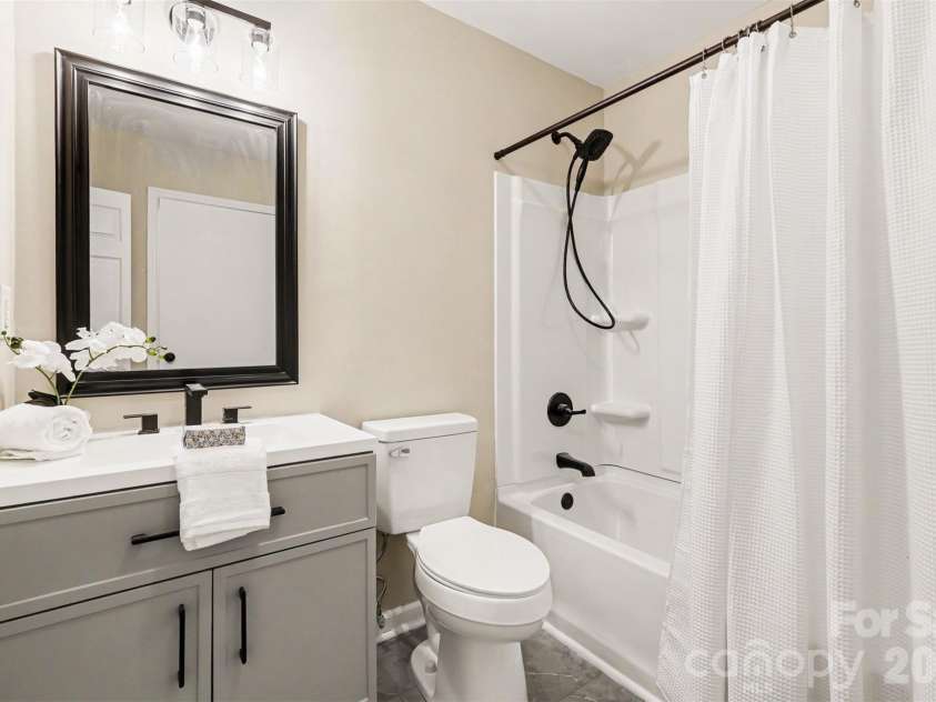 5801 Rocky Mount Court, Charlotte, NC 28214.  MLS# CAR4372194, YatesRealty ID 16955. 
