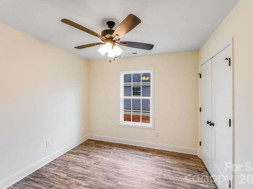 1082 Carolina Avenue Extension, Rock Hill, SC 29730.  MLS# CAR4342789, YatesRealty ID 16956. 
