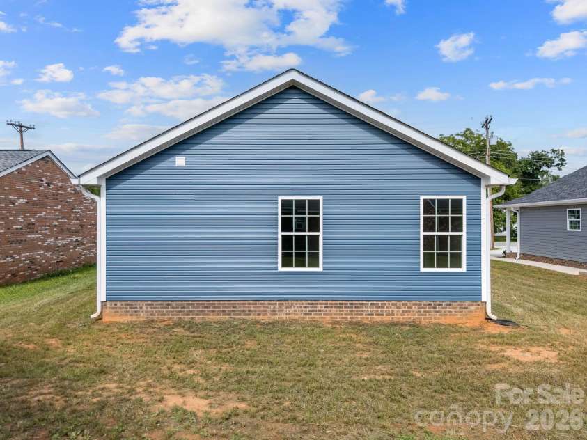1082 Carolina Avenue Extension, Rock Hill, SC 29730.  MLS# CAR4342789, YatesRealty ID 16956. 