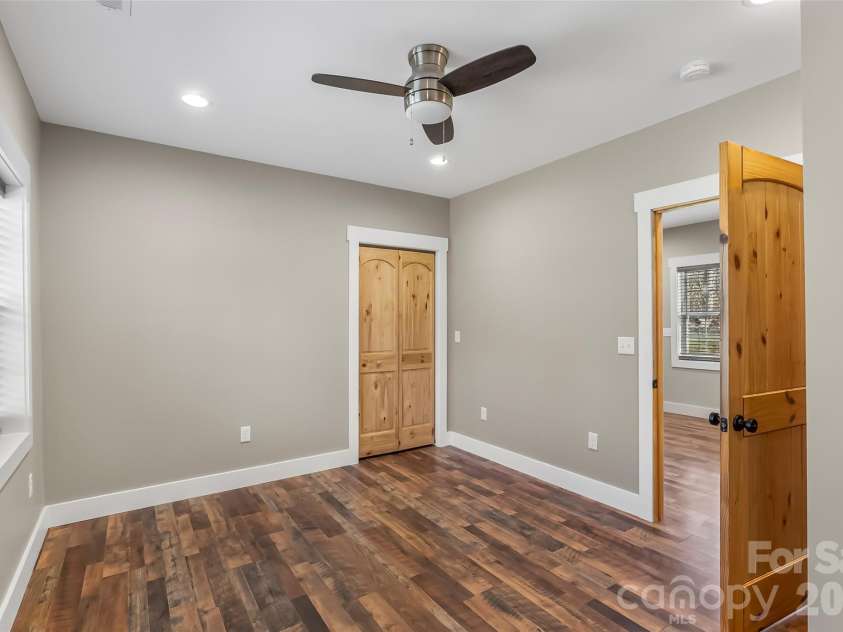 522 Brandon Road, Black Mountain, NC 28711.  MLS# CAR4353492, YatesRealty ID 16958. Primary Bedroom