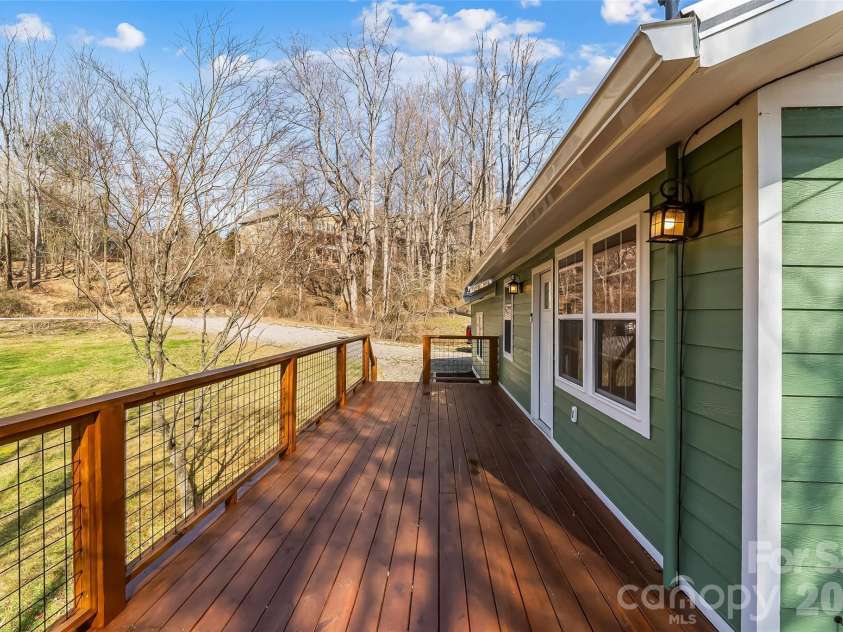 522 Brandon Road, Black Mountain, NC 28711.  MLS# CAR4353492, YatesRealty ID 16958. Wrap around decking