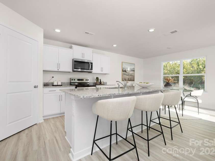 822 Naughton Street, Chester, SC 29706.  MLS# CAR4256739, YatesRealty ID 16958. Kitchen