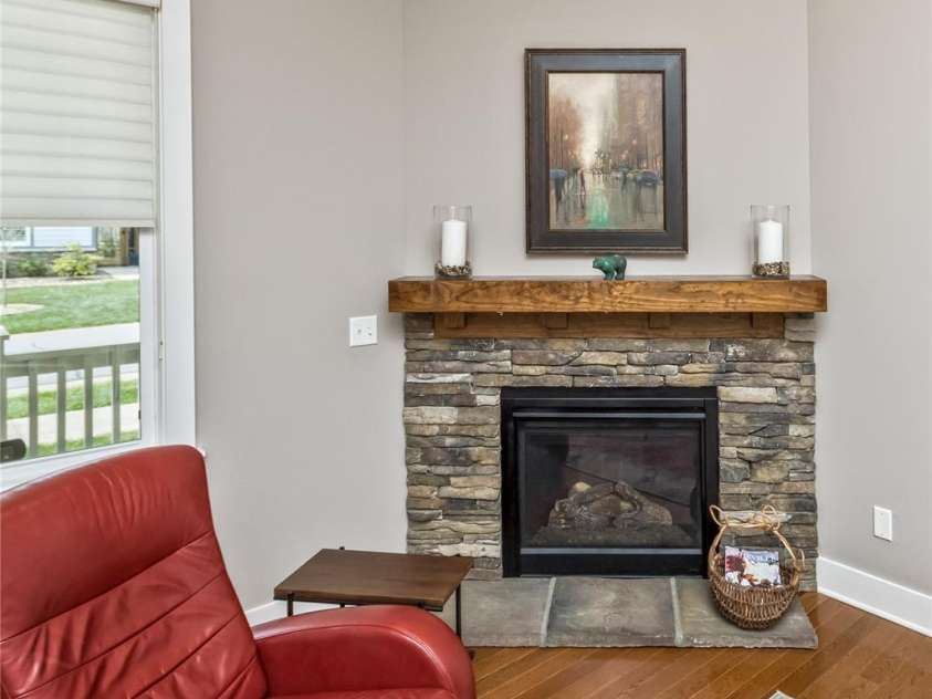 35 Pinebrook Club Drive, Asheville, NC 28804.  MLS# CAR4368256, YatesRealty ID 16959. 