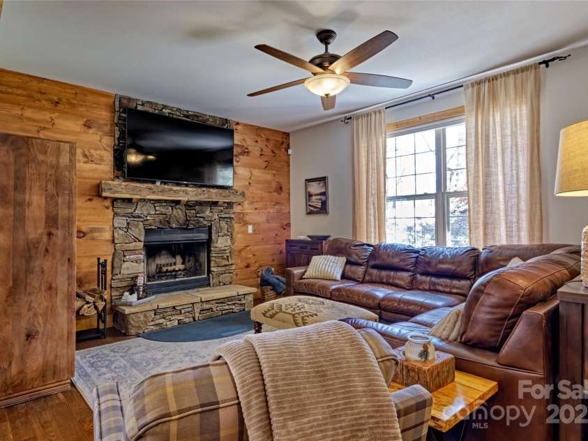 49 Lakeside Falls Road, Cullowhee, NC 28723.  MLS# CAR4255908, YatesRealty ID 16959. 