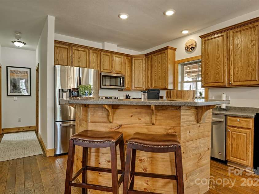 49 Lakeside Falls Road, Cullowhee, NC 28723.  MLS# CAR4255908, YatesRealty ID 16959. 