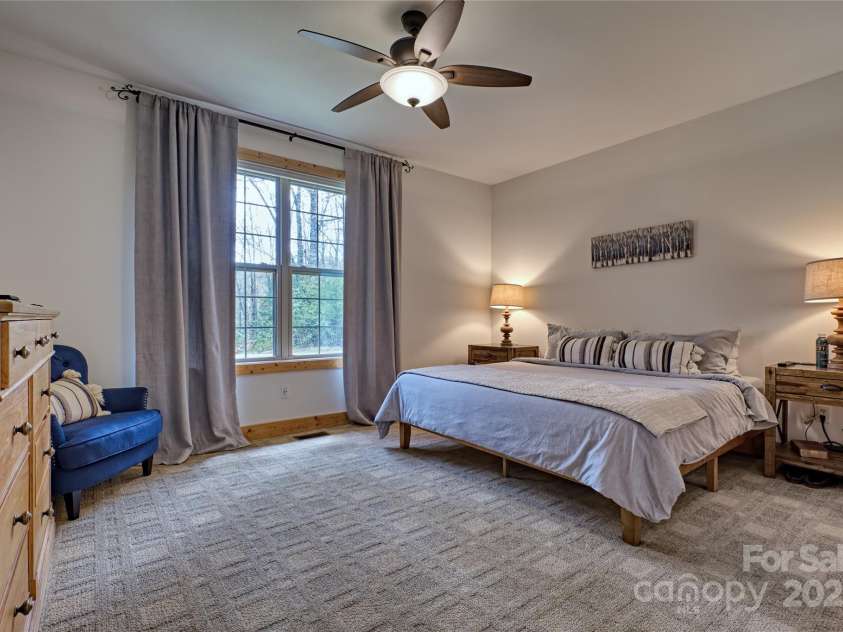 49 Lakeside Falls Road, Cullowhee, NC 28723.  MLS# CAR4255908, YatesRealty ID 16959. 