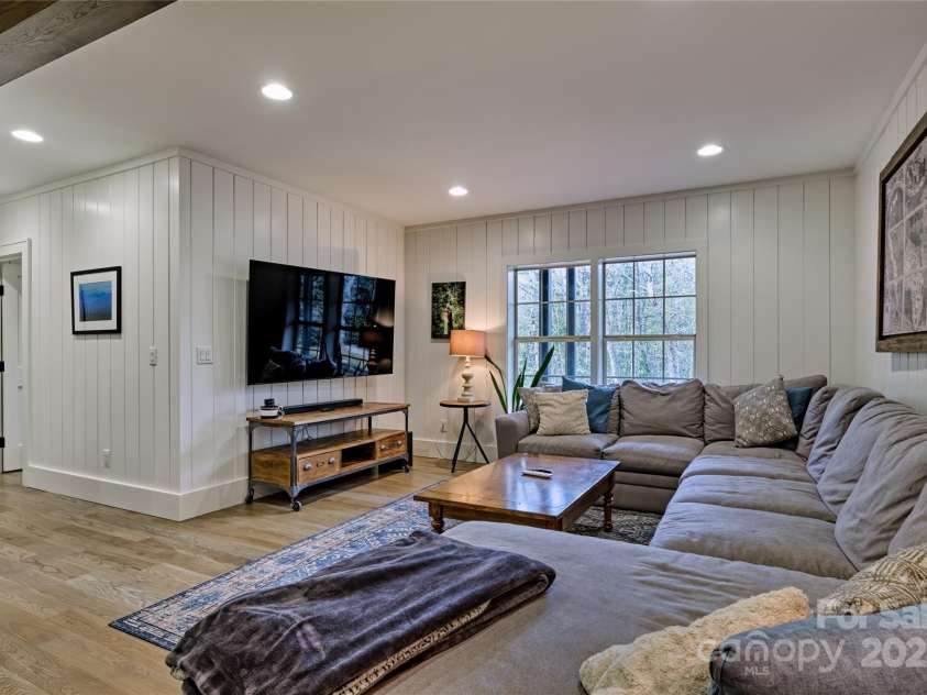 49 Lakeside Falls Road, Cullowhee, NC 28723.  MLS# CAR4255908, YatesRealty ID 16959. 