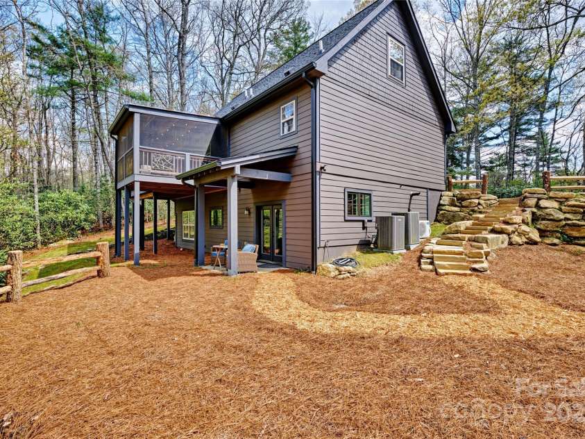 49 Lakeside Falls Road, Cullowhee, NC 28723.  MLS# CAR4255908, YatesRealty ID 16959. 