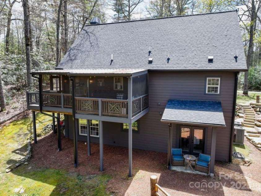 49 Lakeside Falls Road, Cullowhee, NC 28723.  MLS# CAR4255908, YatesRealty ID 16959. 