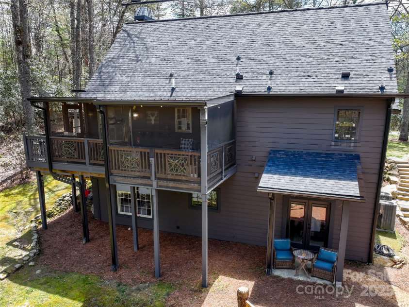 49 Lakeside Falls Road, Cullowhee, NC 28723.  MLS# CAR4255908, YatesRealty ID 16959. 