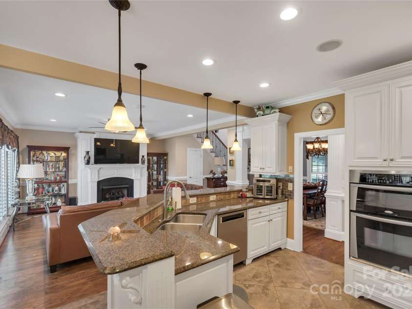 312 Wintergreen Court, Kings Mountain, NC 28086.  MLS# CAR4176420, YatesRealty ID 1696. 