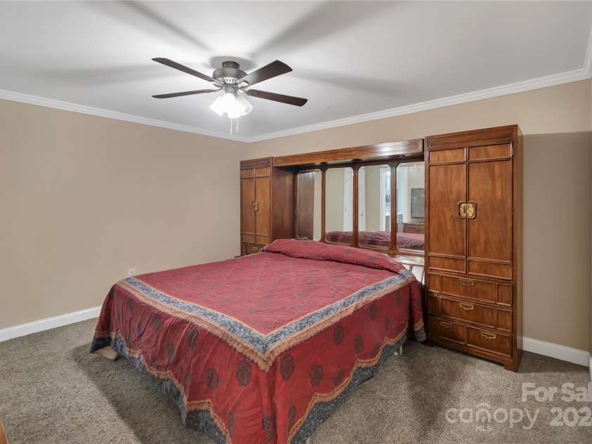 312 Wintergreen Court, Kings Mountain, NC 28086.  MLS# CAR4176420, YatesRealty ID 1696. 
